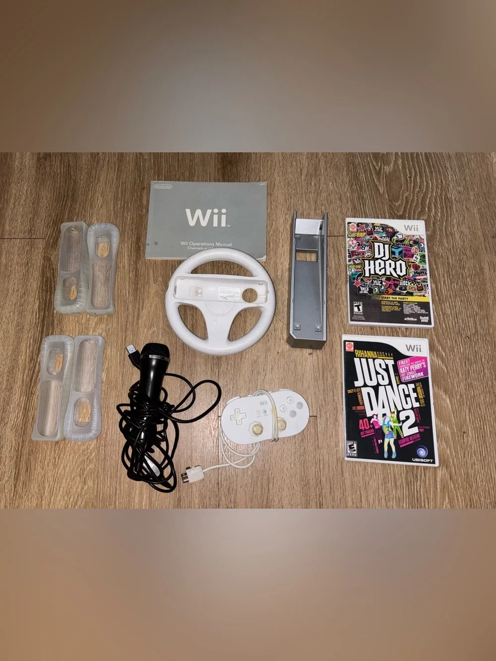 Wii Bundle DJ Hero Just Dance 2 Mic Wheel Controller Accessories Lot A173